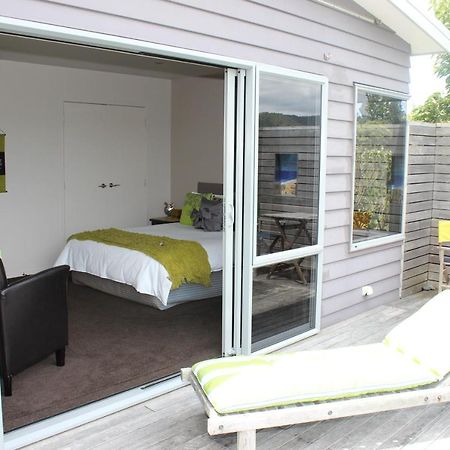 Stunning Views Bed, Breakfast & Health Retreat Bed & Breakfast Whangamata Exterior photo